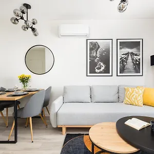 Apartament Stylowe Z Parkingiem I Balkonem W Kolobrzegu By Renters, Kołobrzeg